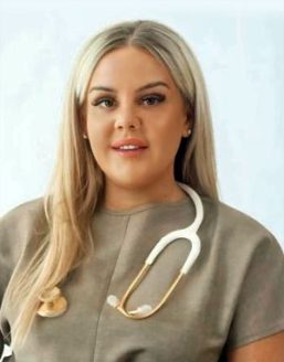 Dental nurse Jennnie Summers